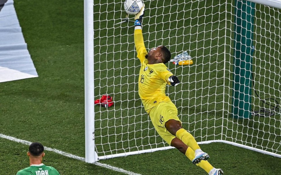 意大利主力门将受伤，国家队备战蒙上阴影的简单介绍