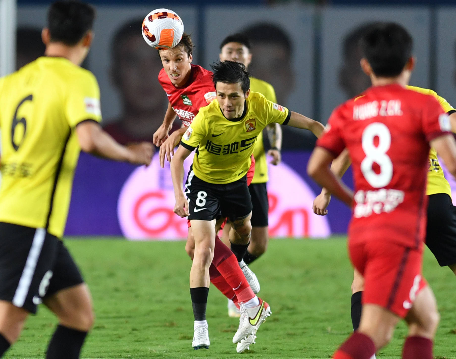 深圳佳兆业主场-击败河南嵩山龙门