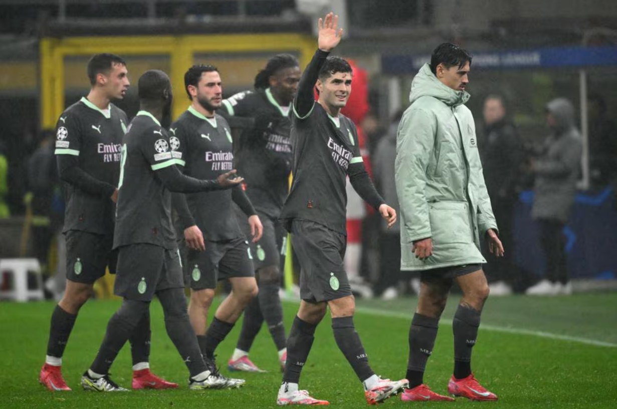 联赛赛场热潮不断，球队士气高涨！的简单介绍