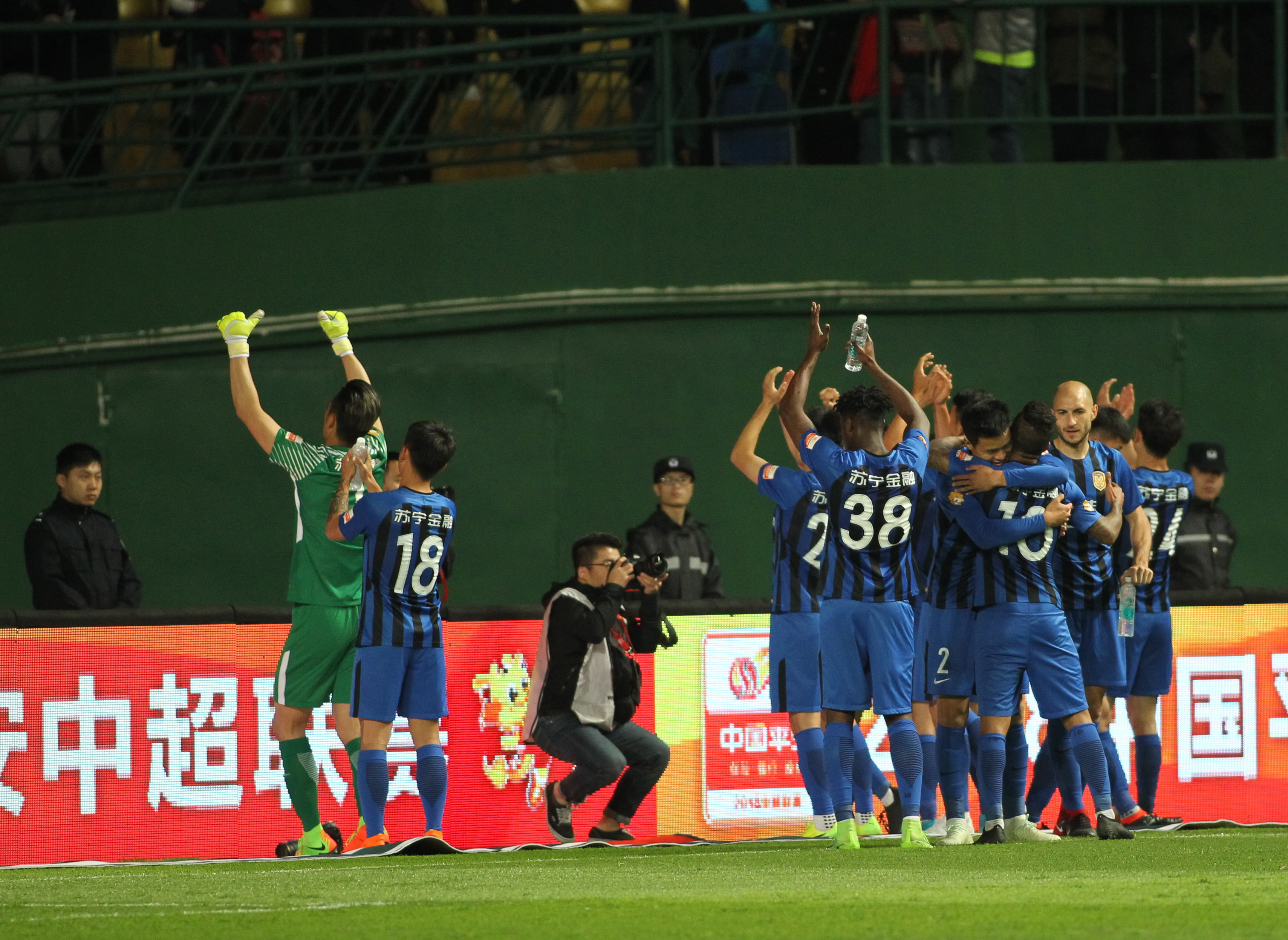 苏宁客场大胜天海，紧追积分榜前四的简单介绍