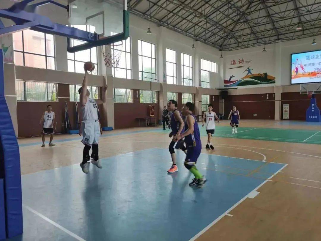 泰国球员赛后握手言和,示范体育精神的简单介绍 泰国球员赛后握手言和,示范体育精神的简单介绍