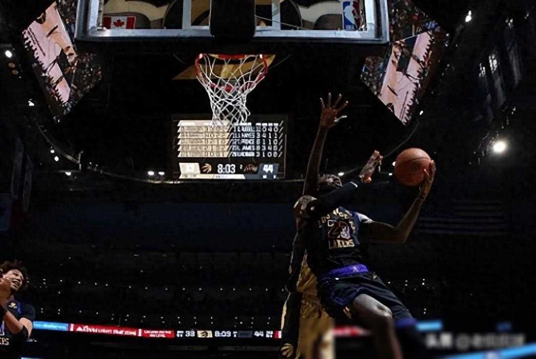 篮网队客场大胜猛龙队,全队发挥出色 篮网队客场大胜猛龙队,全队发挥出色