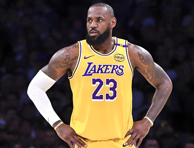 包含湖人背水一战！詹姆斯分力助球队险胜湖人的词条