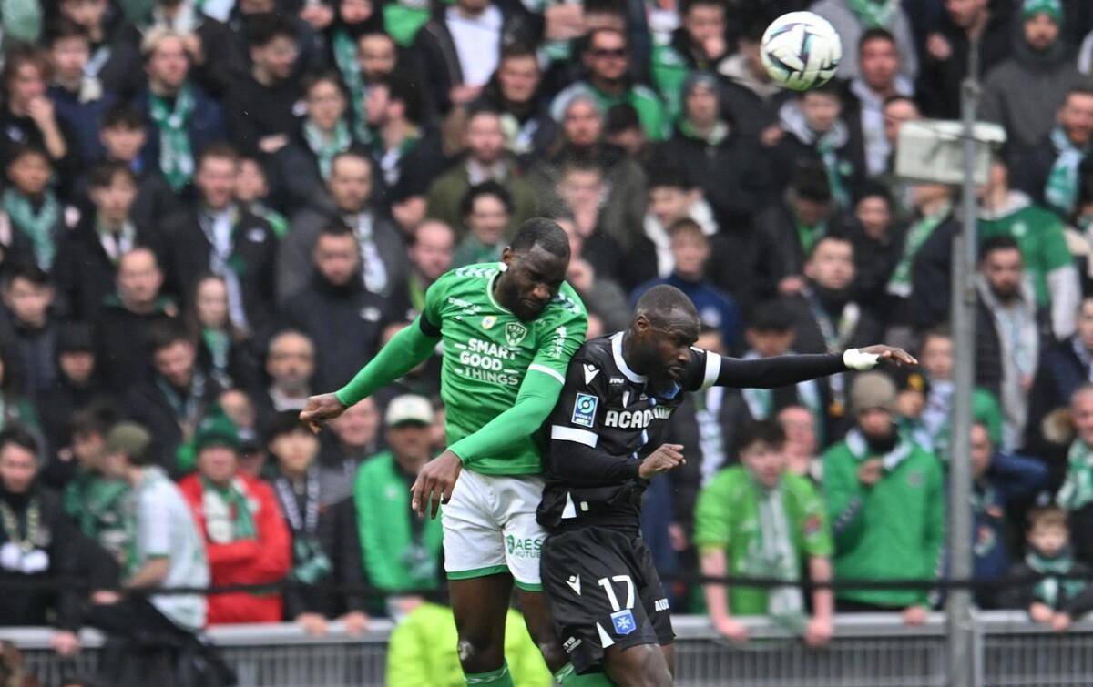 南特抢分告负，保级形势堪忧