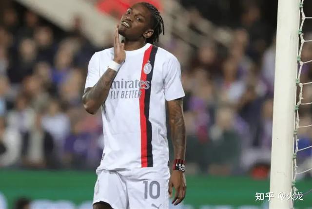 AC米兰客场大胜萨索洛，保持不败记录