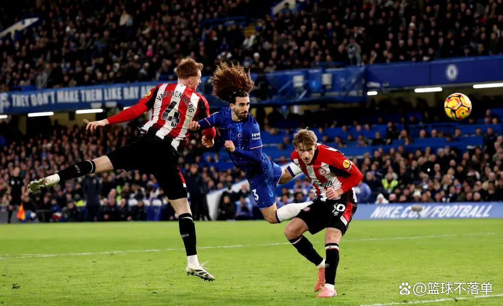 切尔西客场大胜球迷沸腾场外庆典的简单介绍 切尔西客场大胜球迷沸腾场外庆典的简单介绍