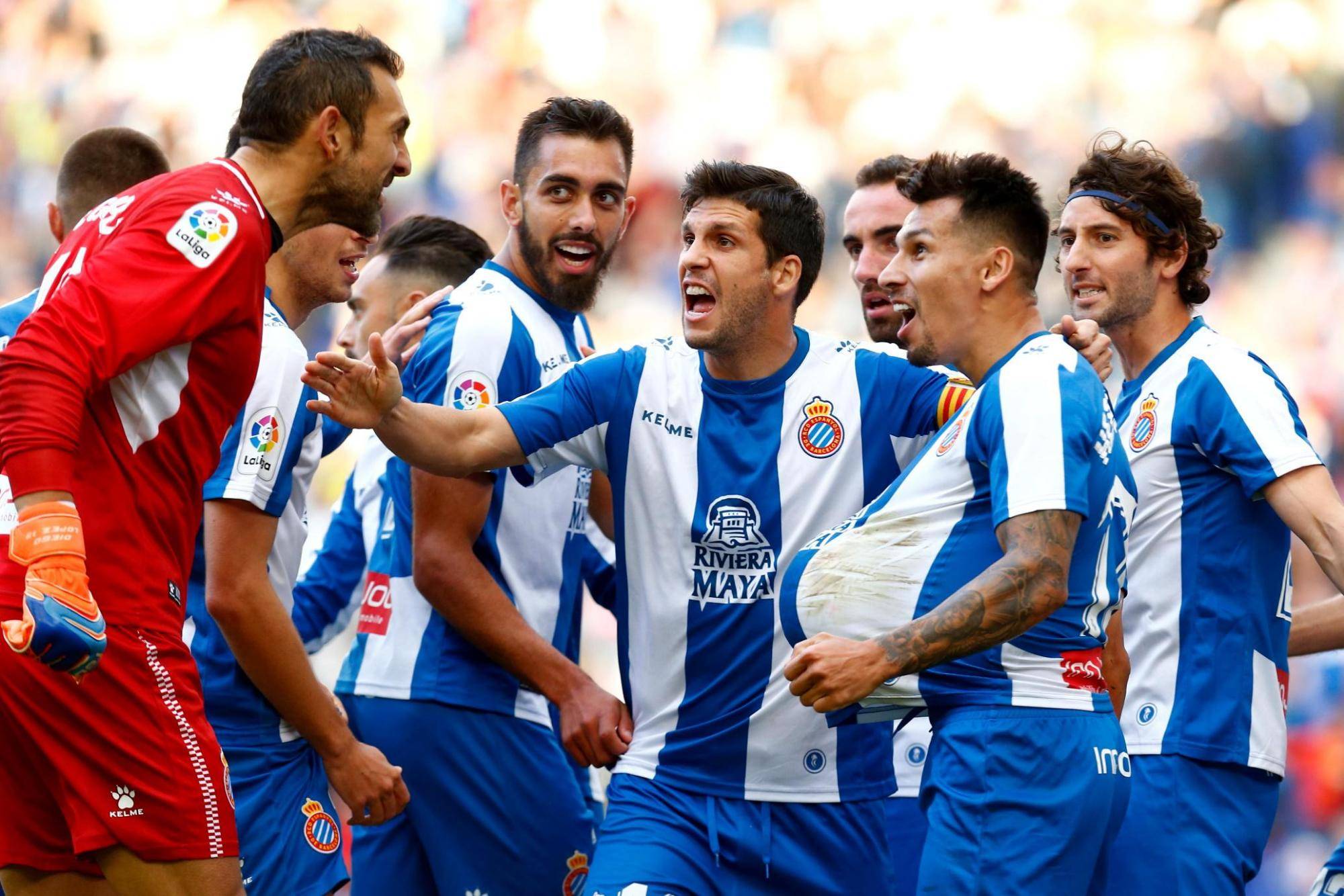 美因茨球队战术娴熟，稳操胜券