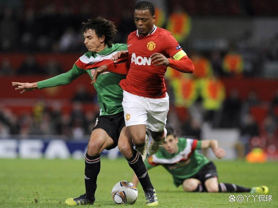 曼城击败毕尔巴鄂竞技捧起欧洲超杯 曼城击败毕尔巴鄂竞技捧起欧洲超杯