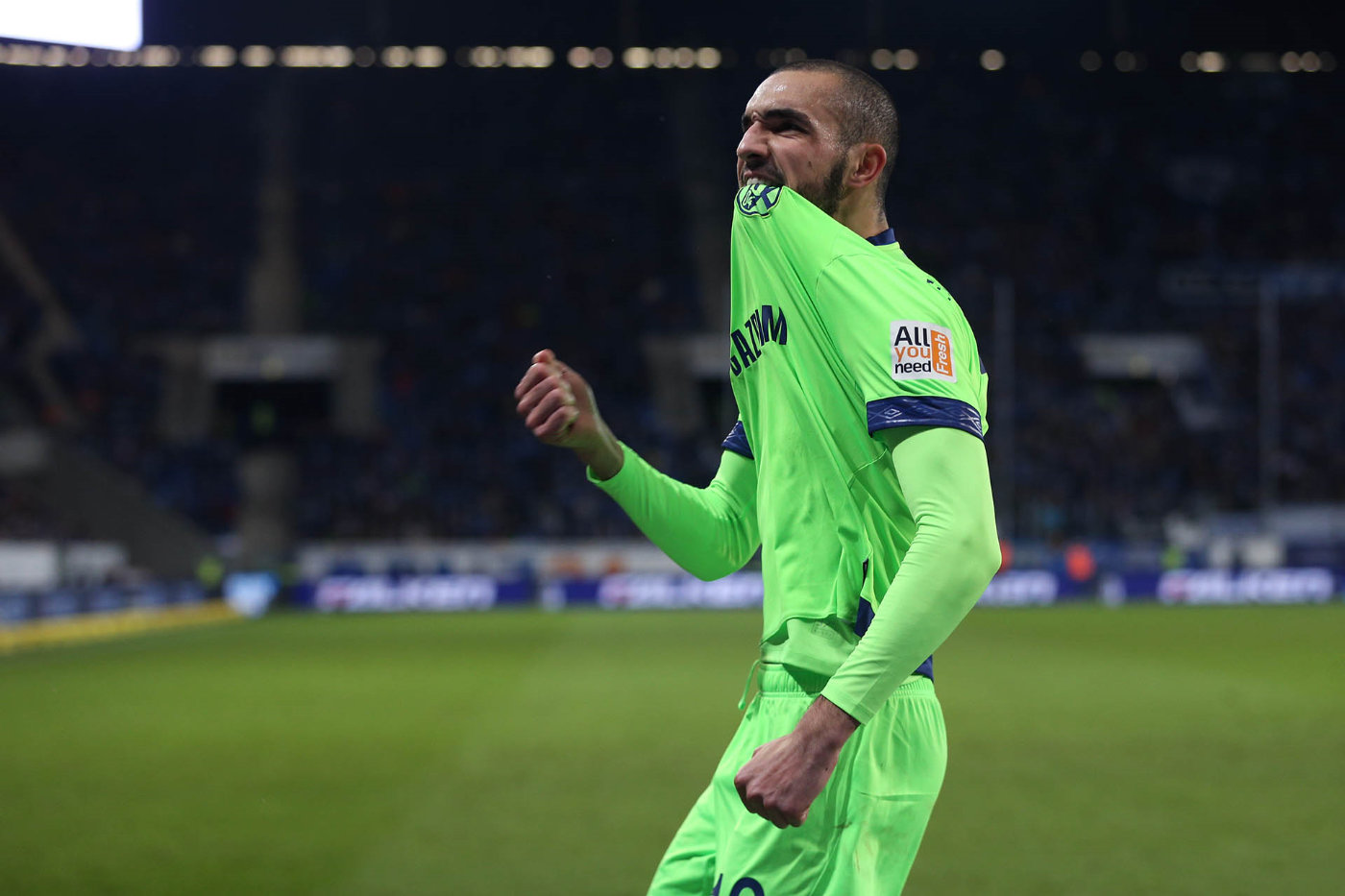 沙尔克客场失利,主场之困难解 沙尔克客场失利,主场之困难解