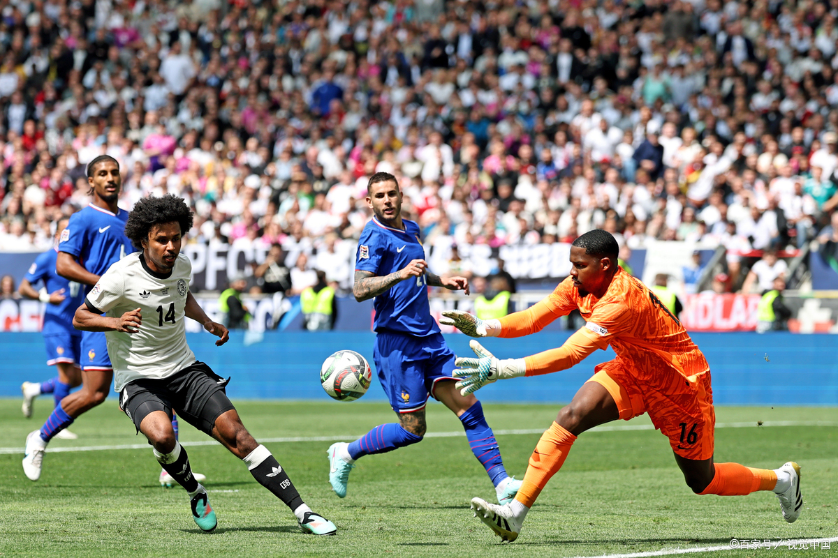 强强碰撞,欧锦赛半决赛惊险上演 强强碰撞,欧锦赛半决赛惊险上演