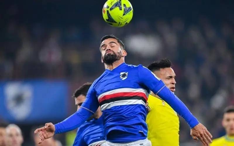 包含拉齐奥主场对阵尤文图斯，谁将笑到最后？的词条