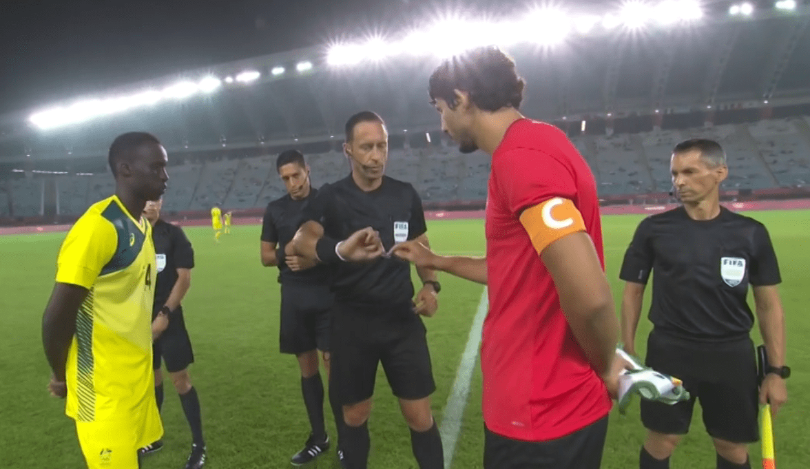 埃及选手实现逆袭登上领奖台