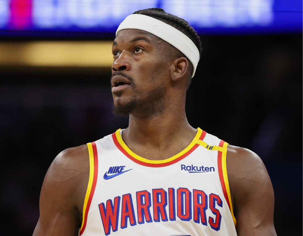 包含雄鸟横行西部，巴特勒单场高效轰下30+的词条