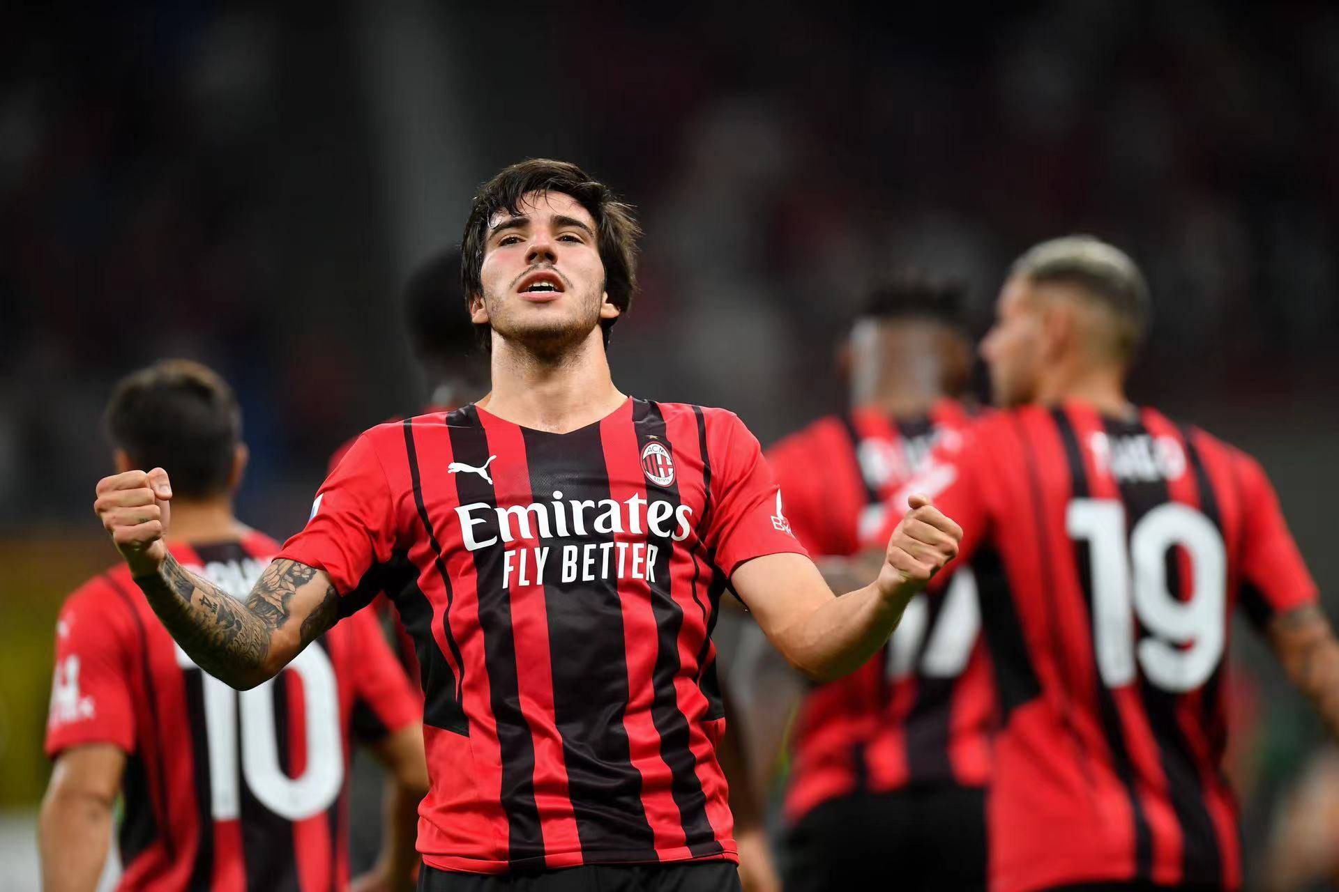 萨索洛主场大胜，进攻火力强劲的简单介绍