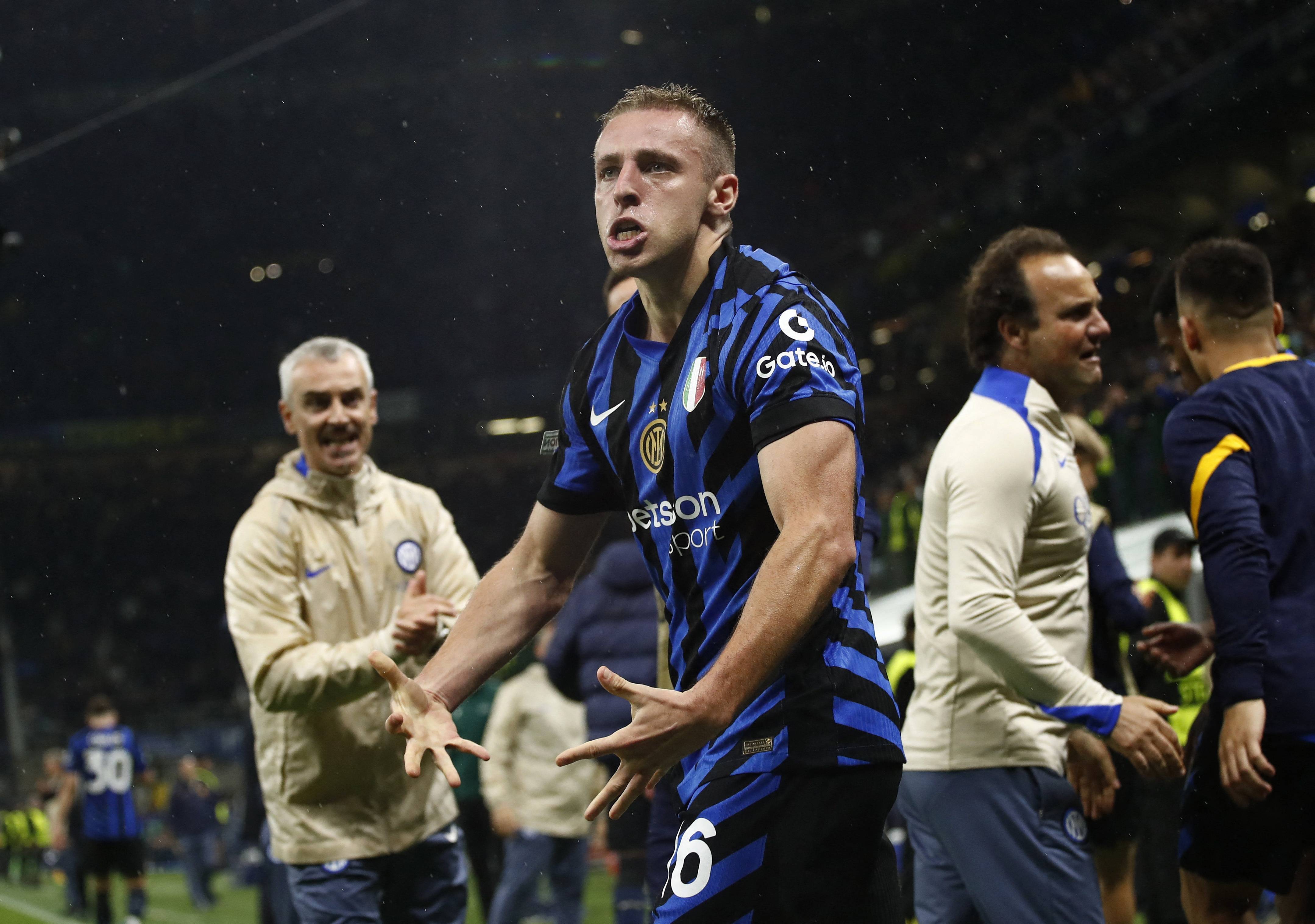 关于国米中场稳固表现,助球队保持不败的信息 关于国米中场稳固表现,助球队保持不败的信息