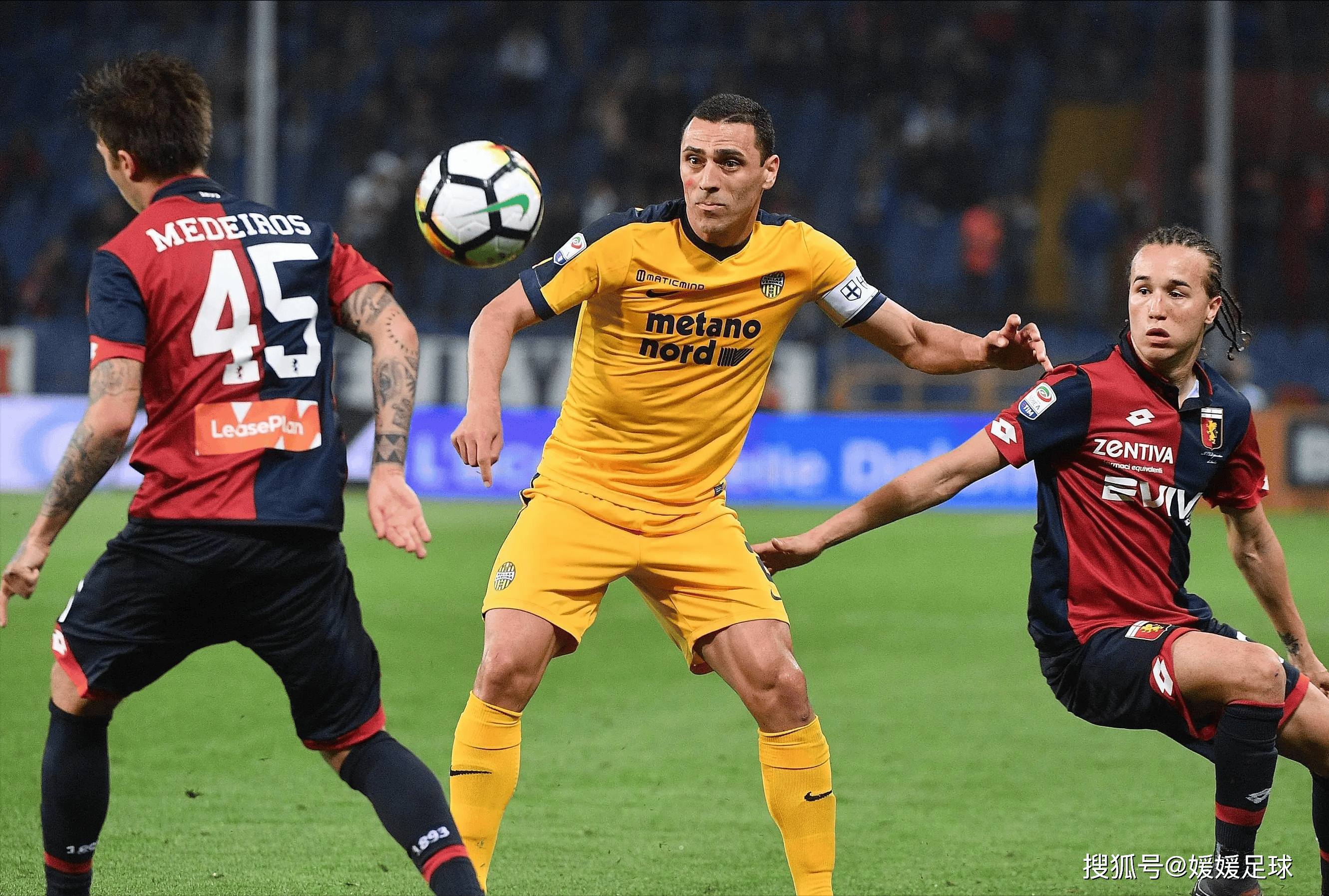 包含拉齐奥对阵卡利亚里，力争保持不败纪录的词条