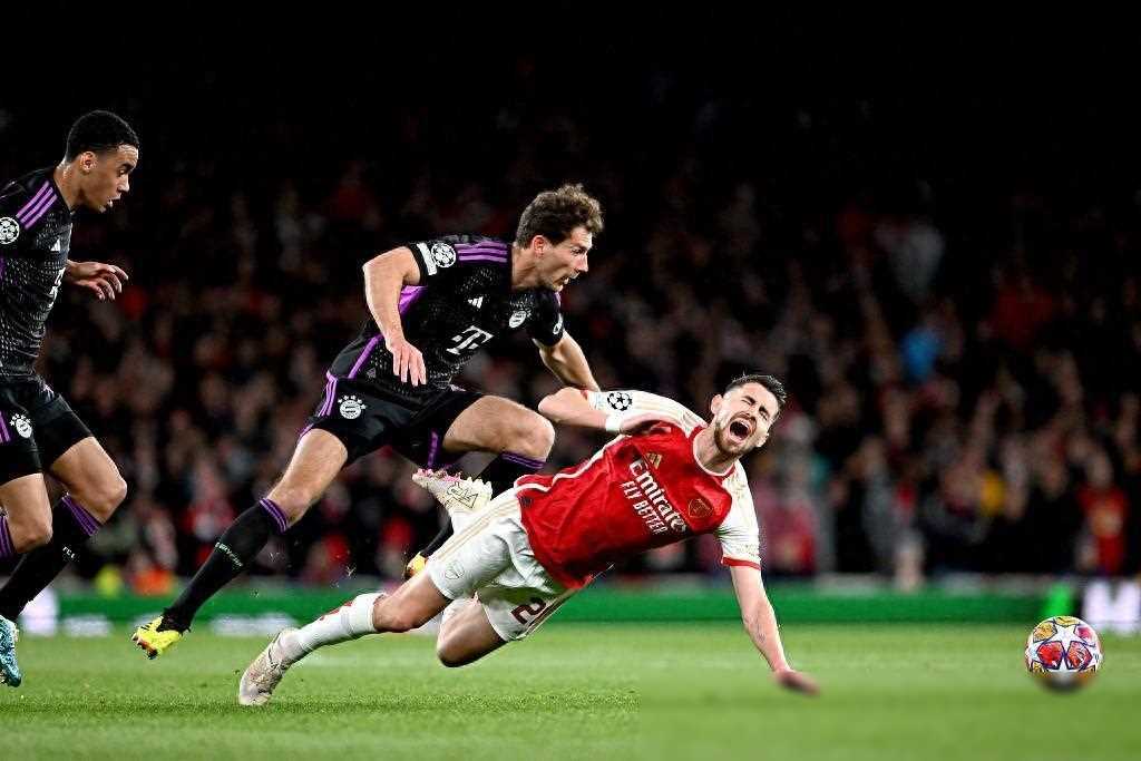 包含DFM碾压BRO，Peanut线上压制力十足激烈交锋入围赛，引爆全场热议的词条