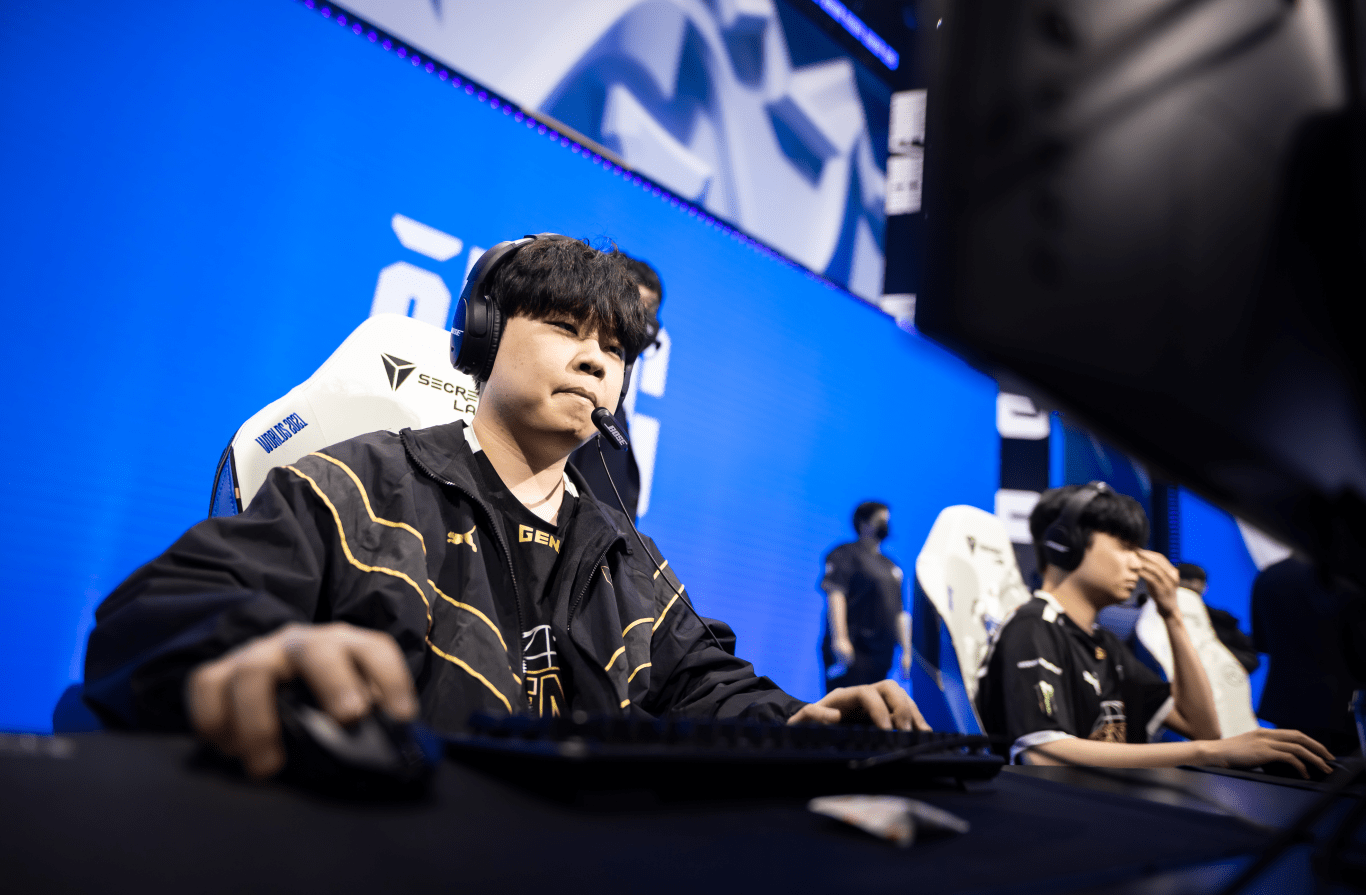 关于FPX翻盘SHR，Ruler操刀奇招英雄翻盘强强对话小组赛，留下经典瞬间的信息