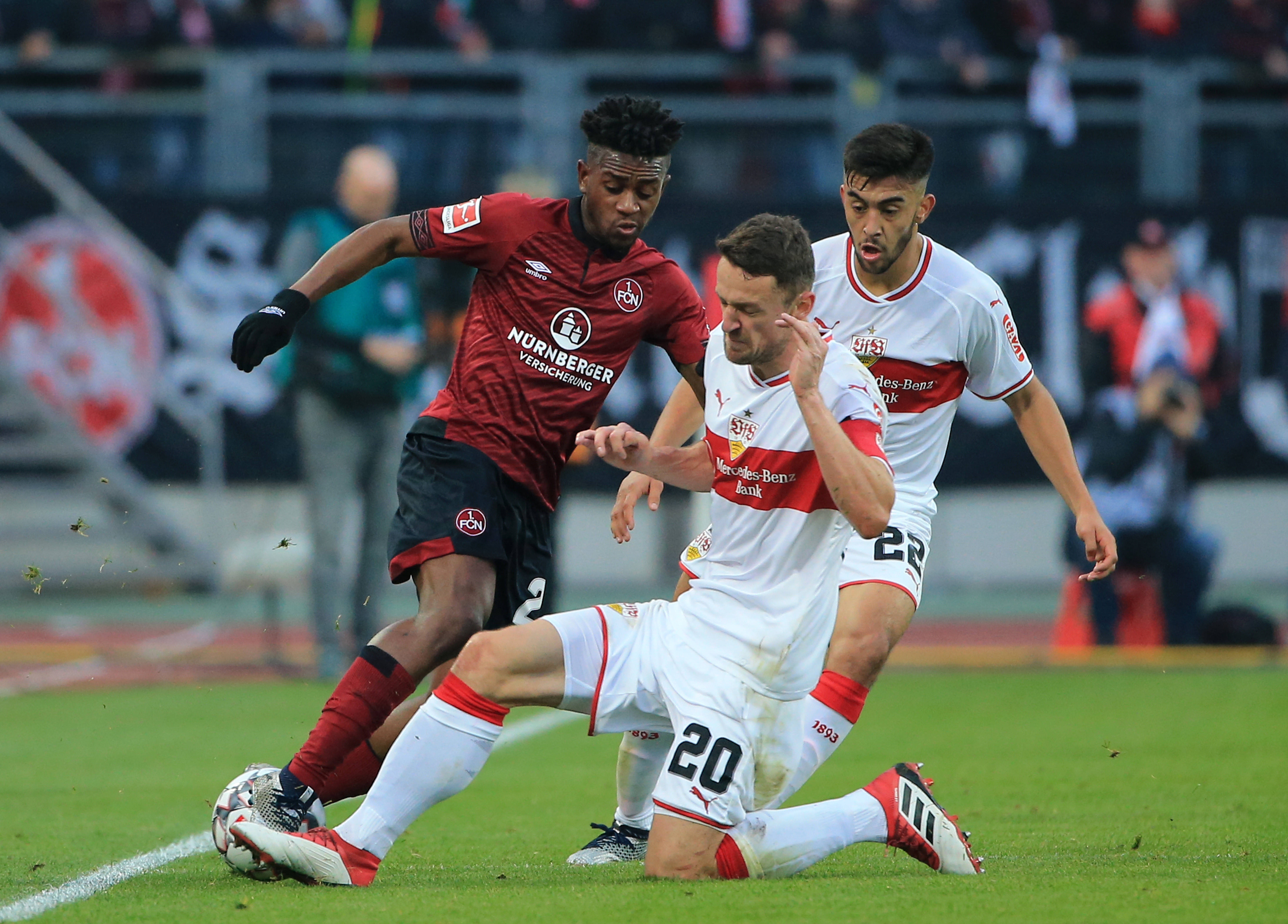 关于斯图加特主场输球，危险区困扰不断的信息